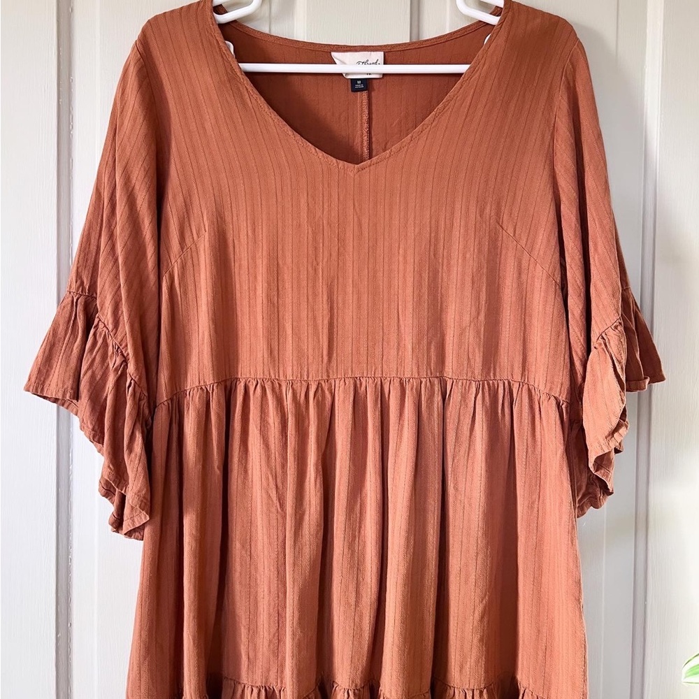 ✨Universal Thread✨ Ruffle Sleeve Dress - Picture 2 of 5